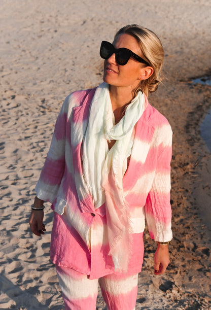 Selina bleach pink linen jacket